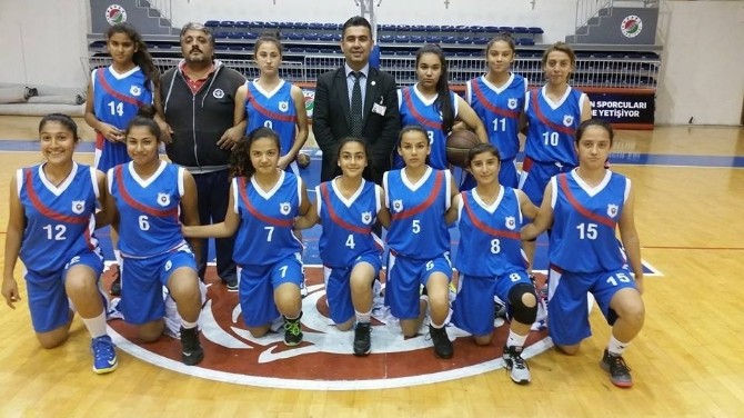 Antalya basketbol yerel liginde finallere doğru 