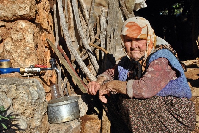 Antalya Büyükşehir Belediyesi sayesinde suya kavuştu