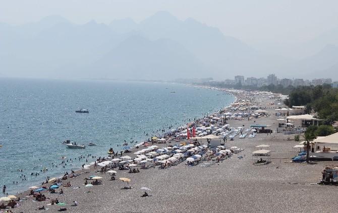 Antalya da nem bunalttı