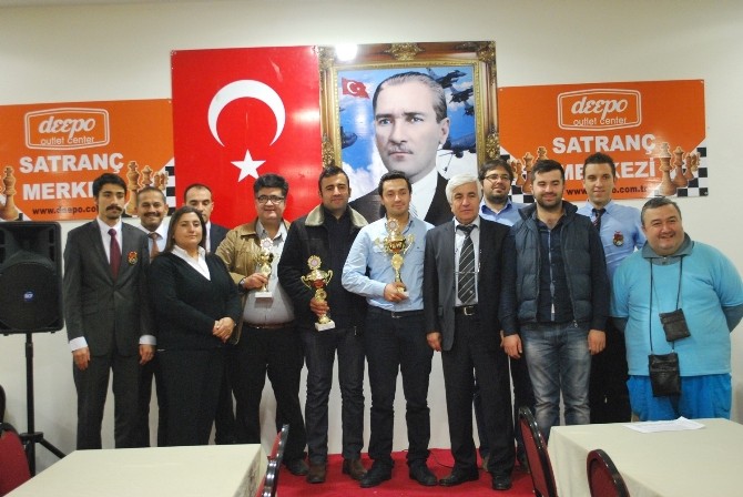 Antalya İl birinciliği satranç turnuvası sona erdi 
