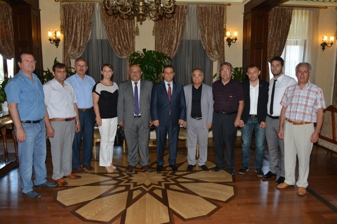 Antalya Konyalılar Derneği’nden Vali Türker’e ziyaret