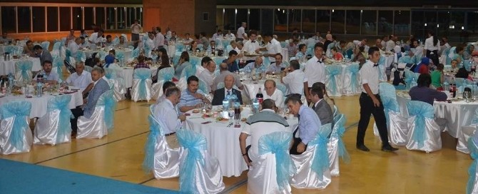 Antalya müftülüğünden iftar programı