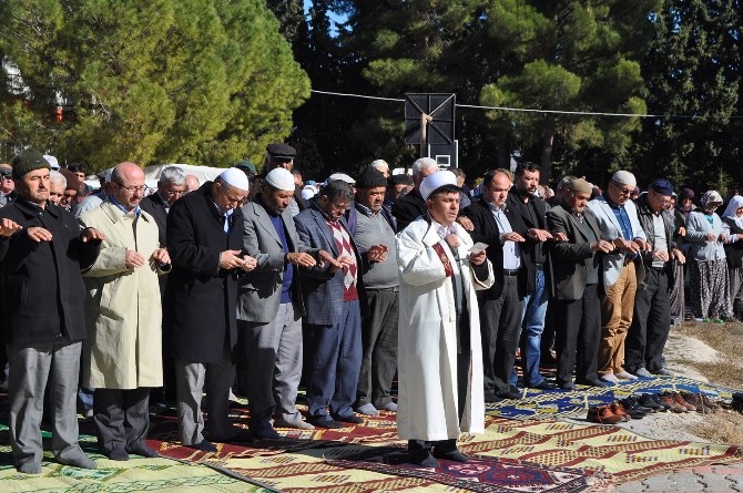 Antalya’da Çiftçilerin Yağmur Duası