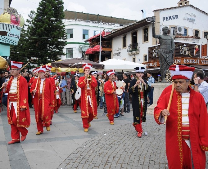 Antalya’da Fetih Şöleni