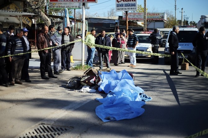 Antalya’da Trafik Kazası: 1 Ölü