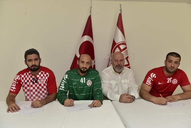 Antalyaspor hentbol takımında 3 transfer