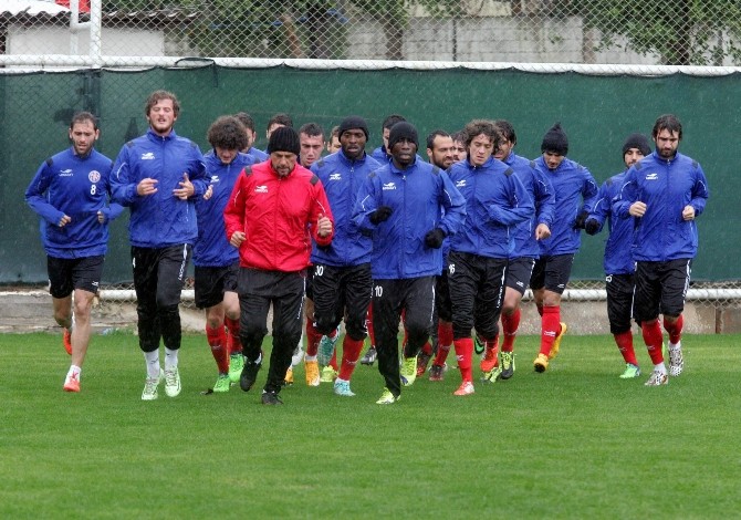 Antalyaspor, Osmanlıspor maçının hazırlıklarını sürdürüyor