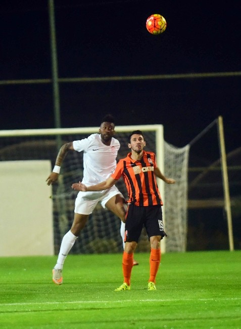 Antalyaspor Shakhtar Donetsk ile hazırlık maçı yaptı