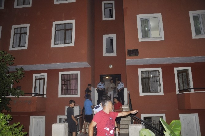 Apartmanın 2.katından boşluğa düştü