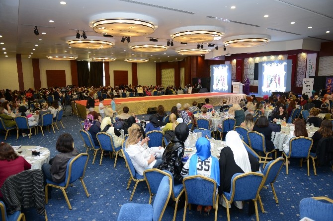 Asırlık Üçetek Gelinlik Üniversite Öğrencileri Yararına Görücüye Çıktı