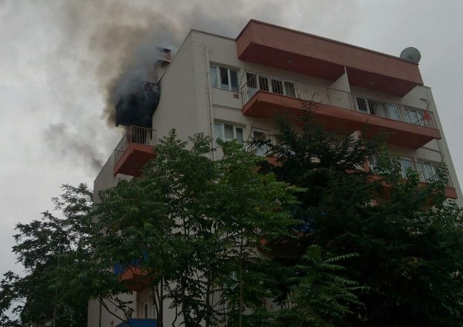 Askeri Lojmanda patlama