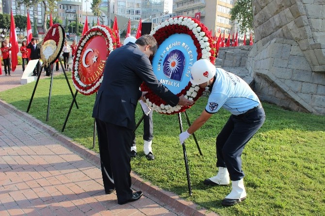 Antalya ATA'nın huzurunda