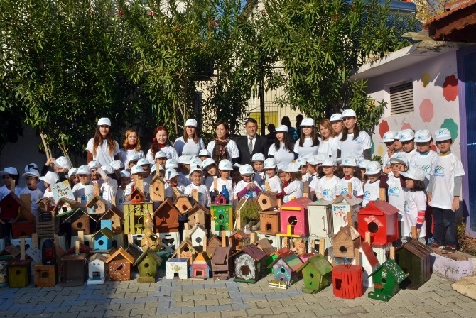 Atık malzemelerden kuş yuvası yaptılar