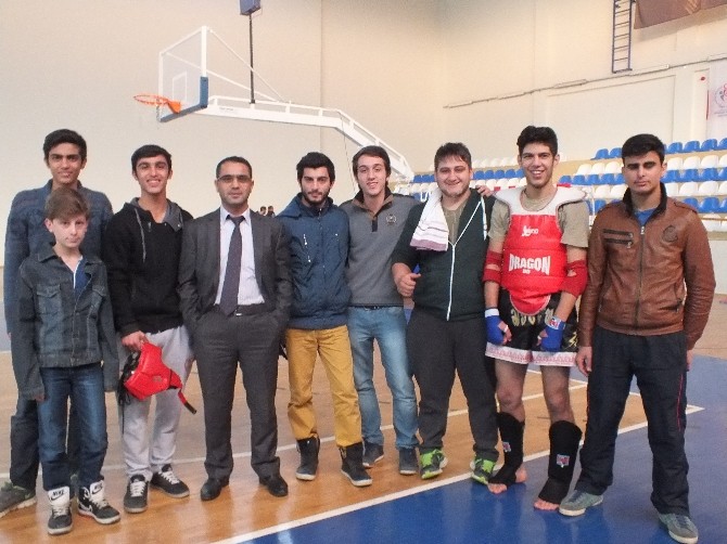 Avşar Gençlik Ve Spor Kulübü sporcuları şampiyonaya hazırlanıyor
