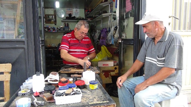 Ayakkabı tamirciliği artık tarih oluyor