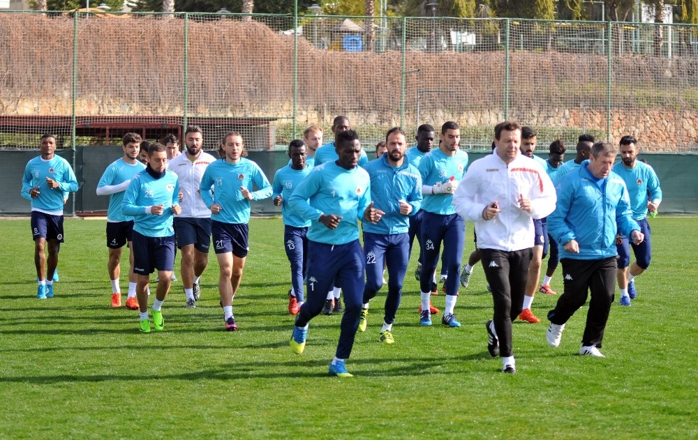 Aytemiz Alanyaspor, Medipol Başakşehir maçı hazırlıklarını sürdürdü