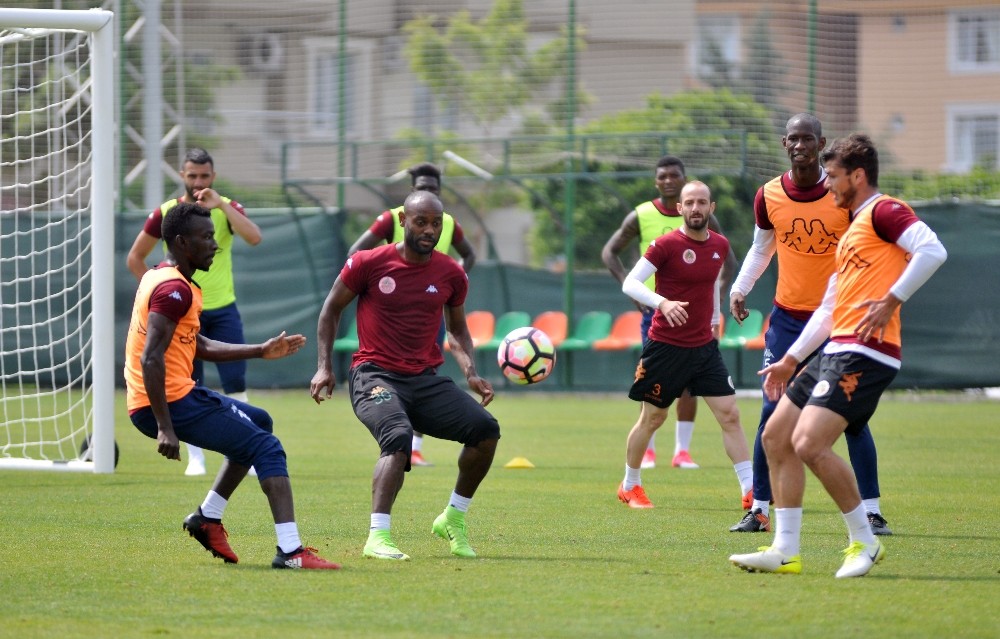Aytemiz Alanyaspor’da Atiker Konyaspor mesaisi sürüyor