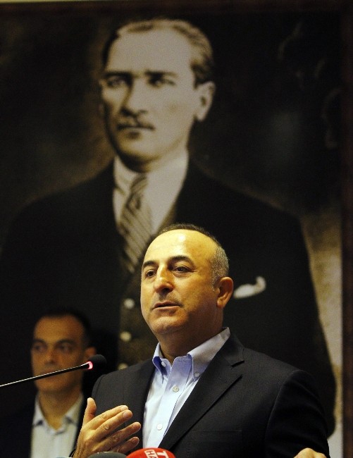 Bakan Çavuşoğlu’ndan AB’ye Vize Resti
