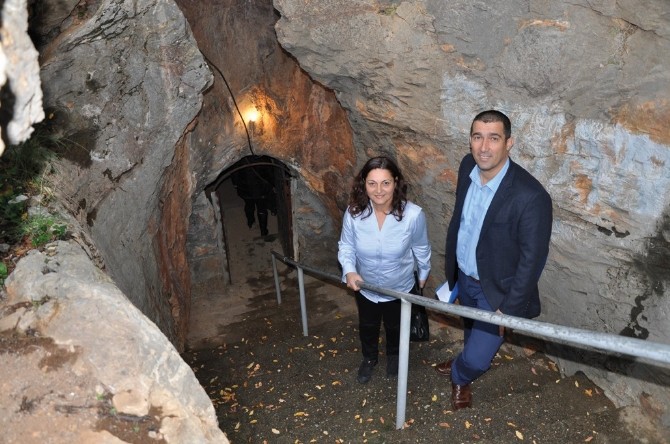 Başkan Çelik Antalyalı gazetecileri ağırladı