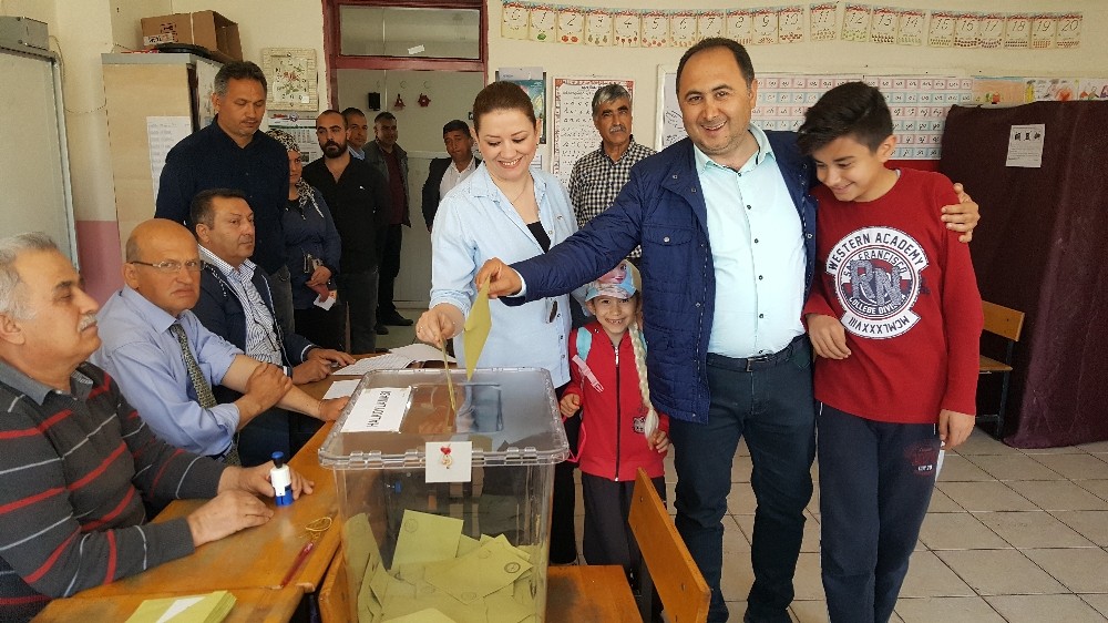 Başkan Sarıoğlu Oyunu Kullandı