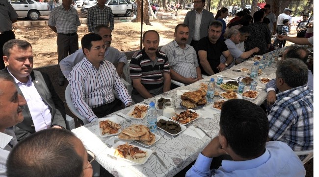 Başkan Tütüncü piknik alanında