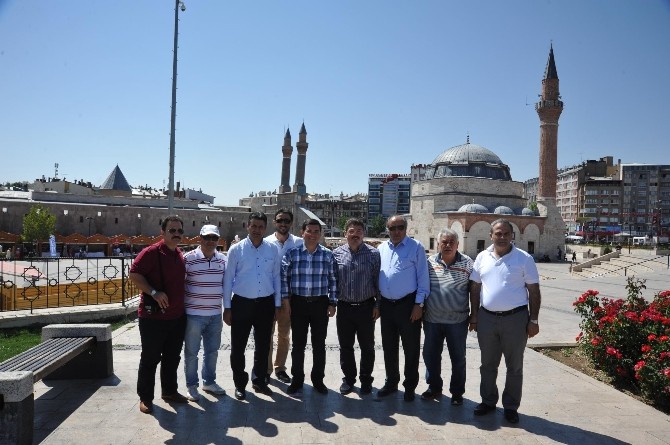 Başkan Tütüncü'den Sivas Belediyesi'ne ziyaret