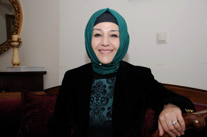 Başörtülü TEK Aday Yeniden Aday Adayı