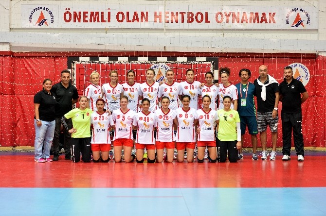 Bayanlar Hentbol Süper Lig de zor maç