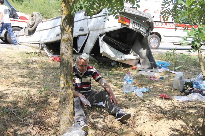 Bayram tatiline giden aile kaza yaptı: 7 yaralı