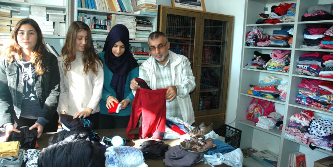Bu kütüphane giydiriyor