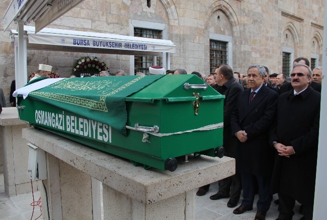 BÜLENT ARINÇ HAYIRSEVER İŞADAMININ CENAZE TÖRENİNE KATILDI