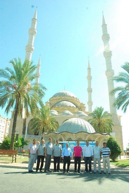 Camilere bayram temizliği