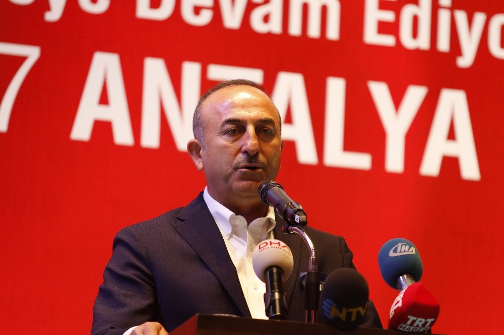 Çavuşoğlu: “Rejimi uzaklaştırmazsak ABD’nin müdahalesi kozmotik kalır”