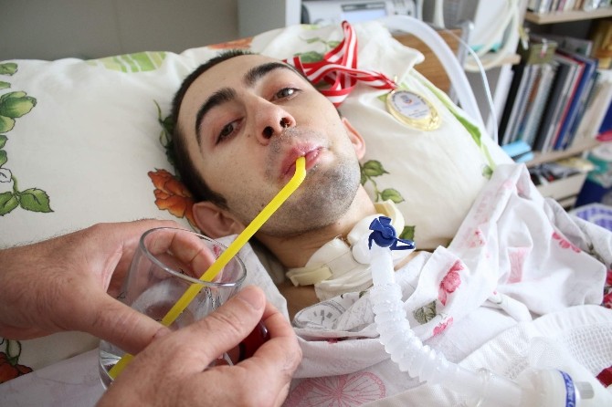 Çok sevdiği dans, yatağa bağımlı yaptı