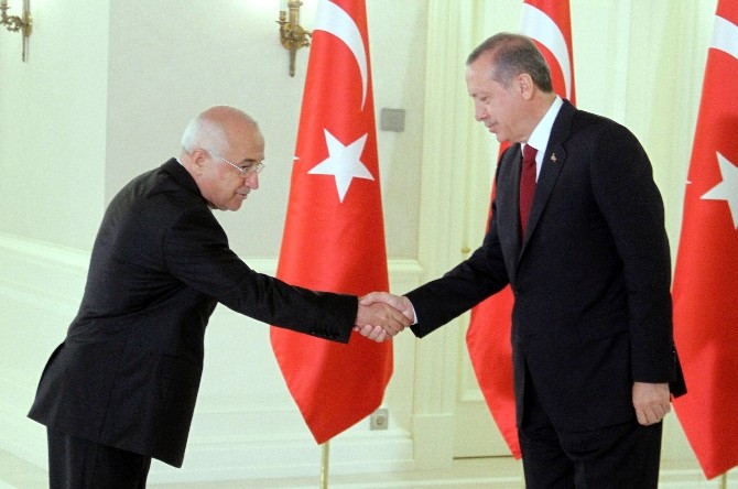 Cumhurbaşkanı Erdoğan Bayram tebriklerini kabul etti