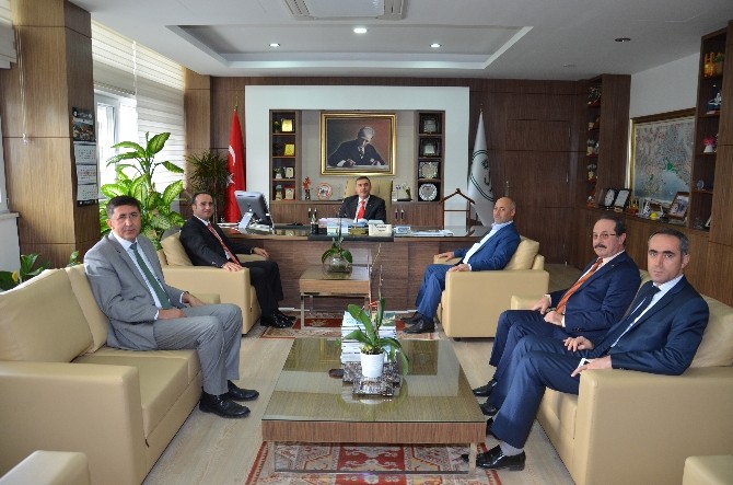 Demre Kaymakamı Uz, DSİ’yi ziyaret etti