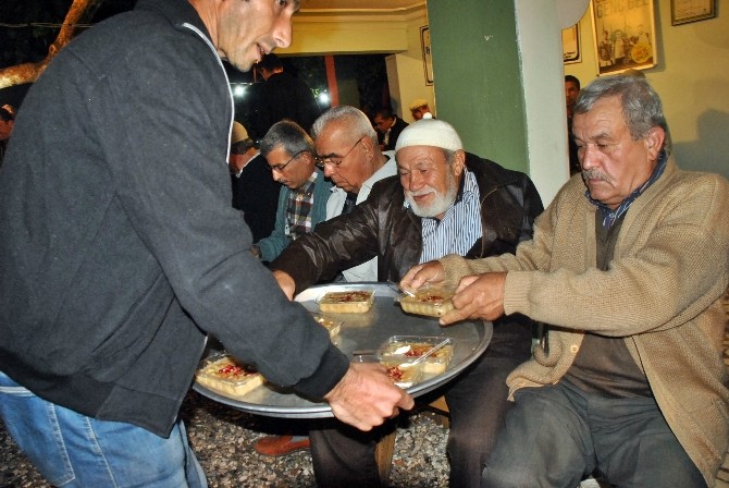 Demrede aşure etkinliği 