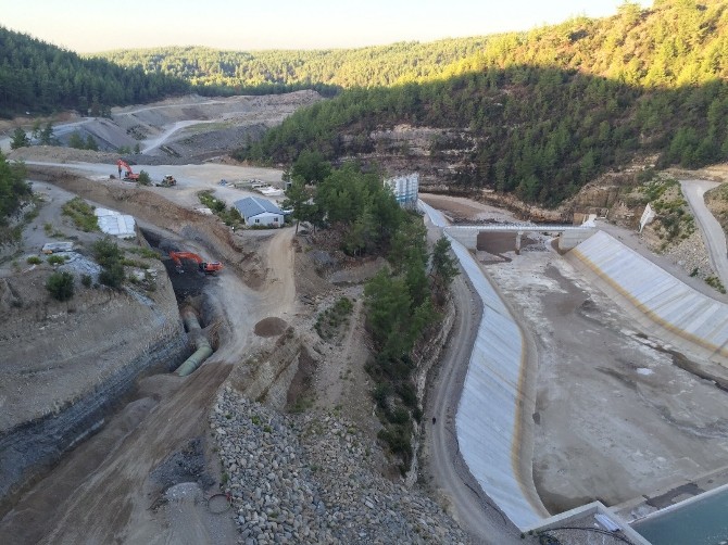 DSİ Bölge Müdürü Özgür, Naras Barajı sulama inşaatını inceledi