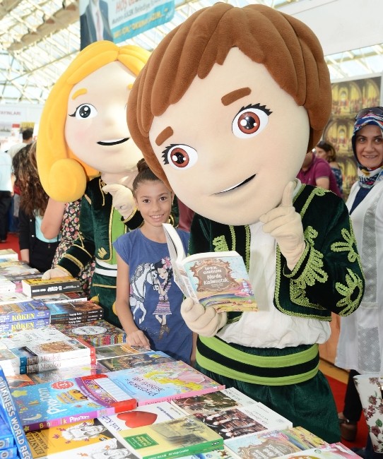 ECE-efe, Konyaaltı Kitap Fuarı’nda