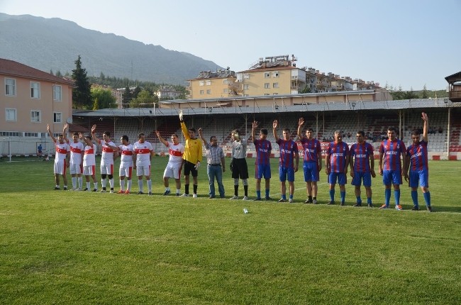 Elmalı'da 175.yıl futbol turnuvası düzenlendi