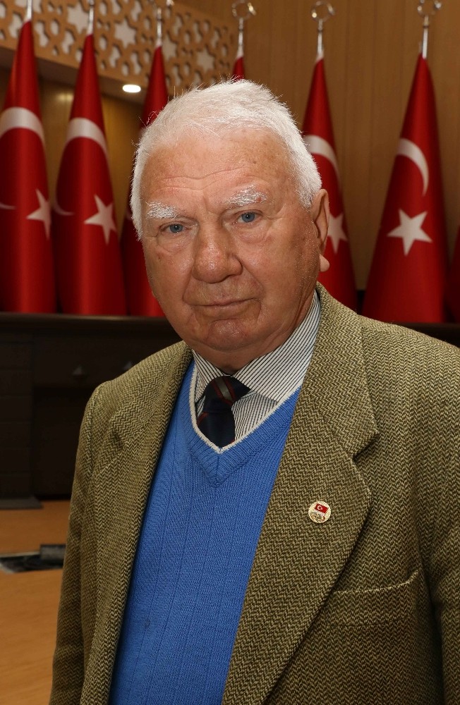 Eski Milli Atlet İsmail Akçay: “Doping yapan sporcuyla beraber antrenörde cezalandırılsın”