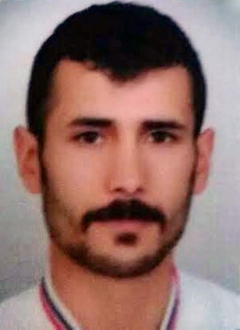 Evinin banyosunda intihar etti