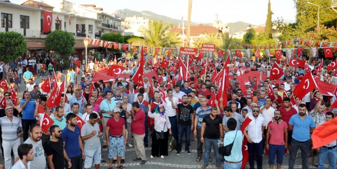 Gazipaşa şehitler için yürüdü