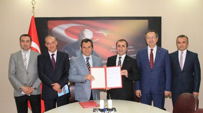 “Gelecek sizinle gülecek projesi”