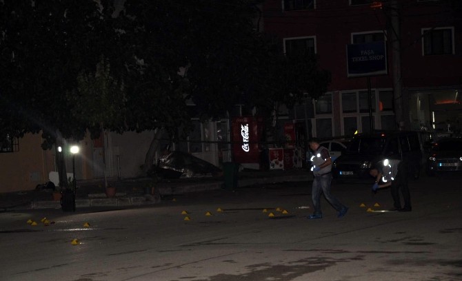 Gürültü kavgası kanlı bitti 2 ölü 1 yaralı