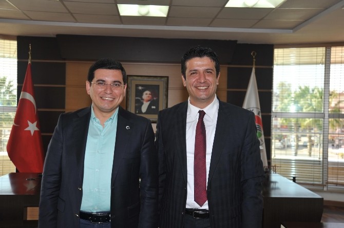 Hakan Tütüncü'yü ziyaret etti