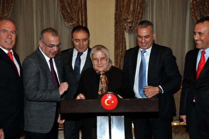 Hayırsever aileden eğitime destek