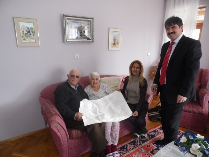 Hem Müdürü Taşkan, Hayırsever Soyiç Çiftini Evinde Ziyaret Etti