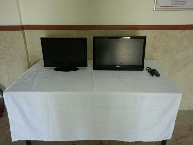 Hırsızlık zanlıları jandarmadan kaçamadı