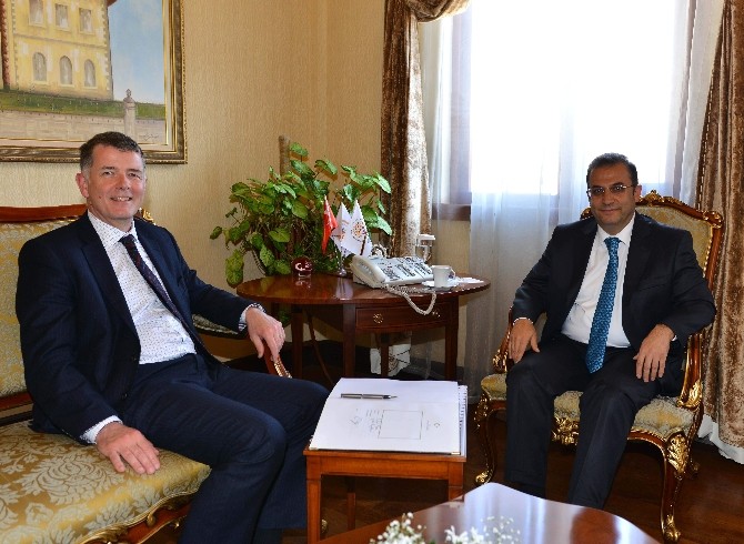 İngiltere’nin Türkiye Büyükelçisi’nden Vali Türker’e Ziyaret